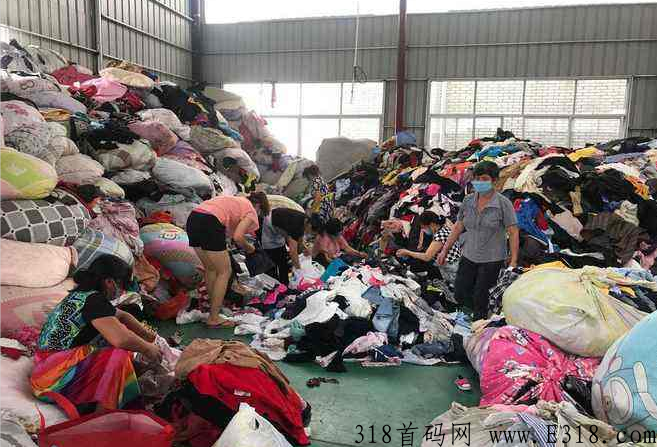 换吗旧衣服回收是真的吗 换吗旧衣服回收一个金币多少钱